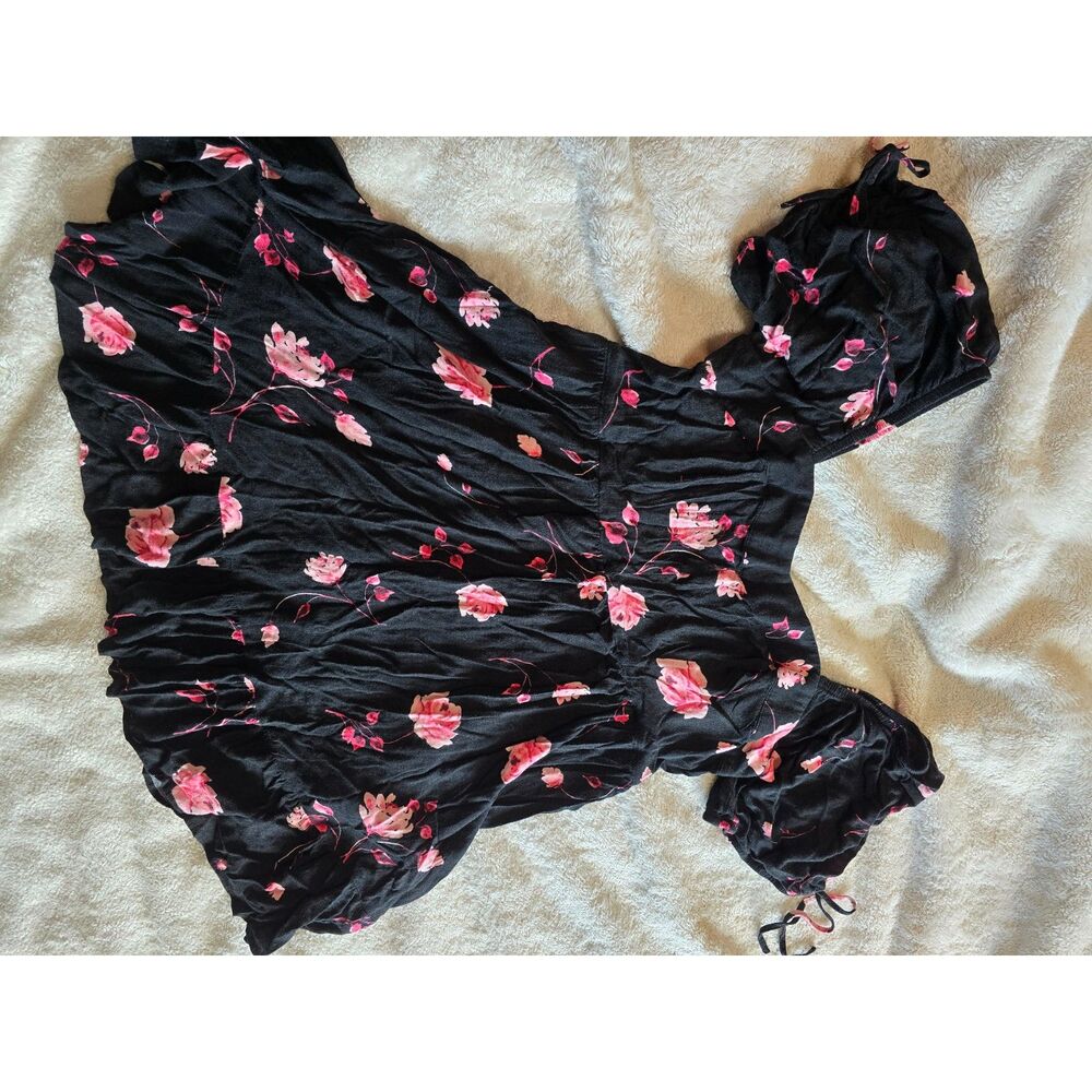 Torrid Size 2/2x Floral Smocked Mini Dress Puff Sleeve Pockets